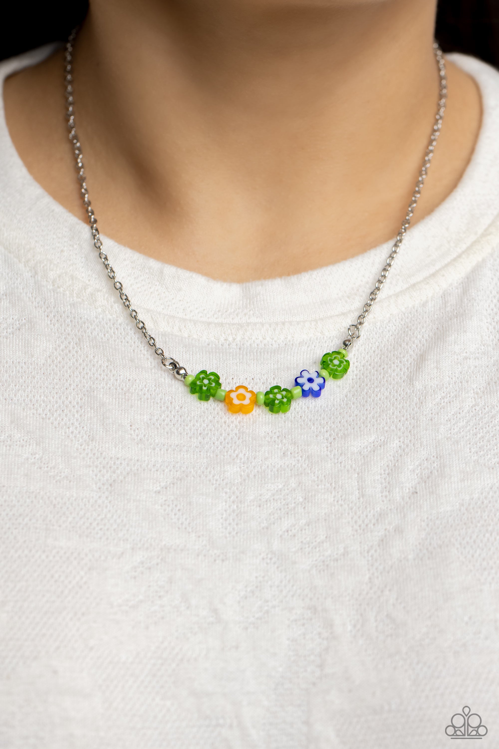 Green seed online bead necklace paparazzi