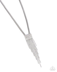 straighten-up-white-necklace-paparazzi-accessories