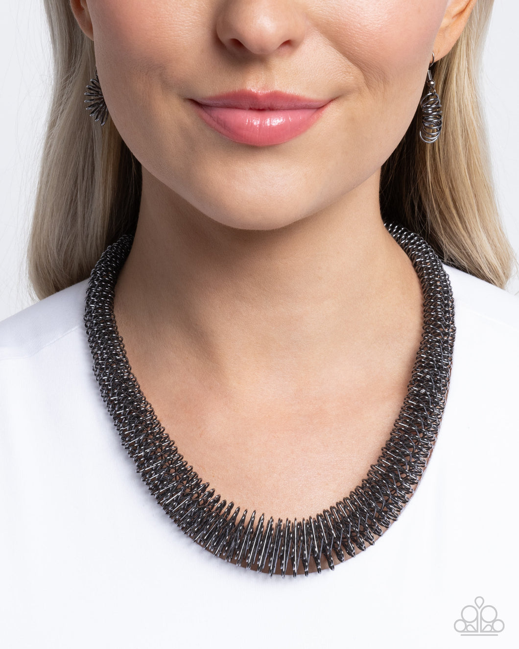 Trenchant Tribute - Black Necklace - Paparazzi Accessories