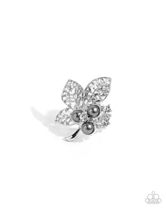 luminescent-leaves-silver-ring-paparazzi-accessories