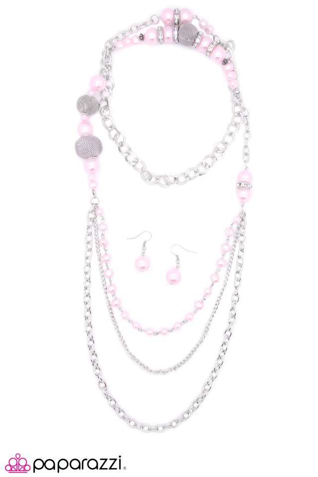 All The Trimmings - Pink Pearl Necklace - Paparazzi Accessories – GlaMarous  Titi Jewels