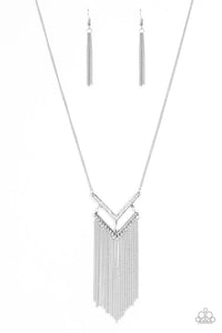 alpha-glam-white-necklace-paparazzi-accessories