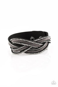 girls-do-it-better-black-bracelet-paparazzi-accessories