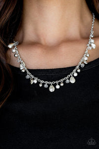 spring-sophistication-white-necklace-paparazzi-accessories