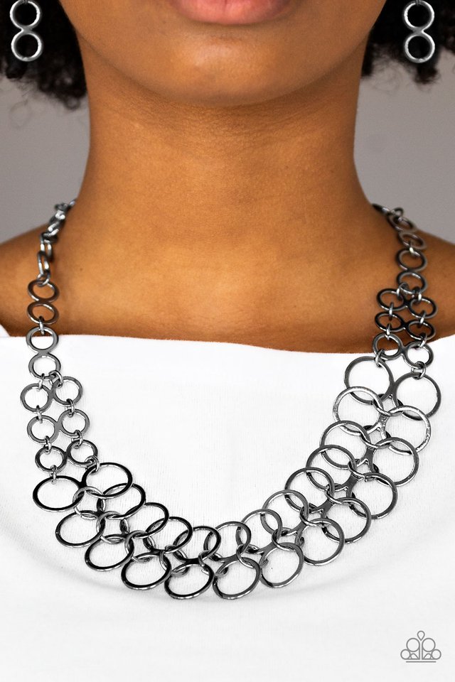 metro-maven-black-necklace-paparazzi-accessories