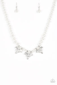 society-socialite-white-necklace-paparazzi-accessories