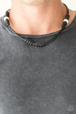 river-rover-black-necklace-paparazzi-accessories