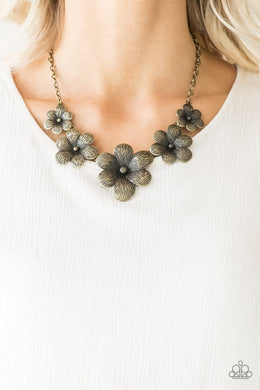 secret-garden-brass-necklace-paparazzi-accessories