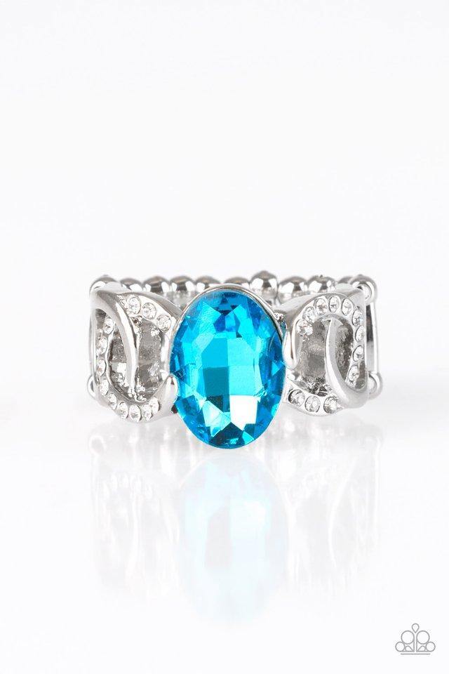 Blue rhinestone store ring paparazzi