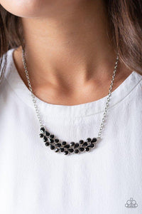 special-treatment-black-necklace-paparazzi-accessories