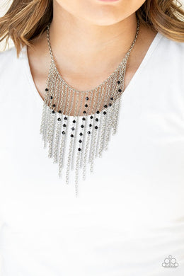 first-class-fringe-black-necklace-paparazzi-accessories