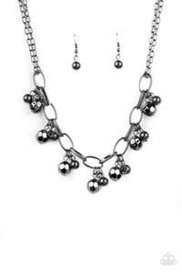 malibu-movement-black-necklace-paparazzi-accessories