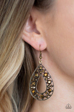 midnight-magic-brass-earrings-paparazzi-accessories