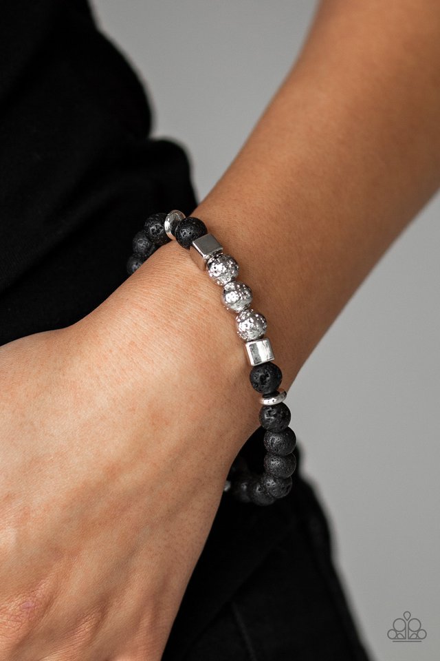 sensei-and-sensibility-black-bracelet-paparazzi-accessories