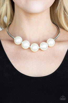 welcome-to-wall-street-white-necklace-paparazzi-accessories