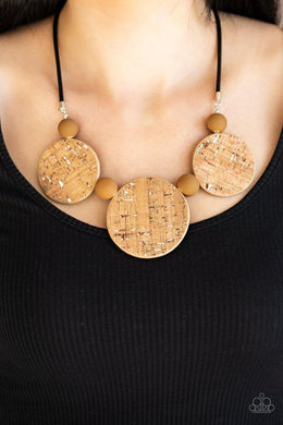 pop-the-cork-white-necklace