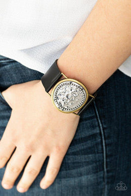 hold-on-to-your-buckle-black-bracelet