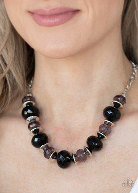 hollywood-gossip-black-necklace