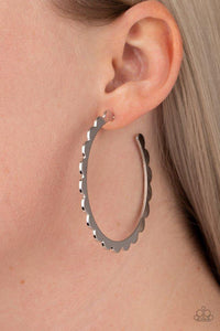 radiant-ridges-silver-earrings