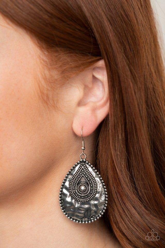 rural-muse-silver-earrings