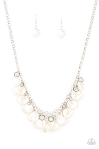 beachfront-and-center-white-necklace-paparazzi-accessories