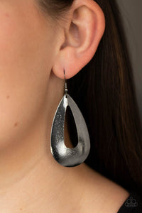 Hand It OVAL! - Black Earrings - Paparazzi Accessories