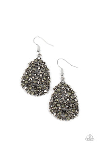 daydreamy-dazzle-silver-earrings-paparazzi-accessories