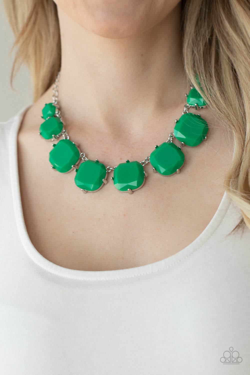 Prismatic Prima Donna - Green Necklace - Paparazzi Accessories