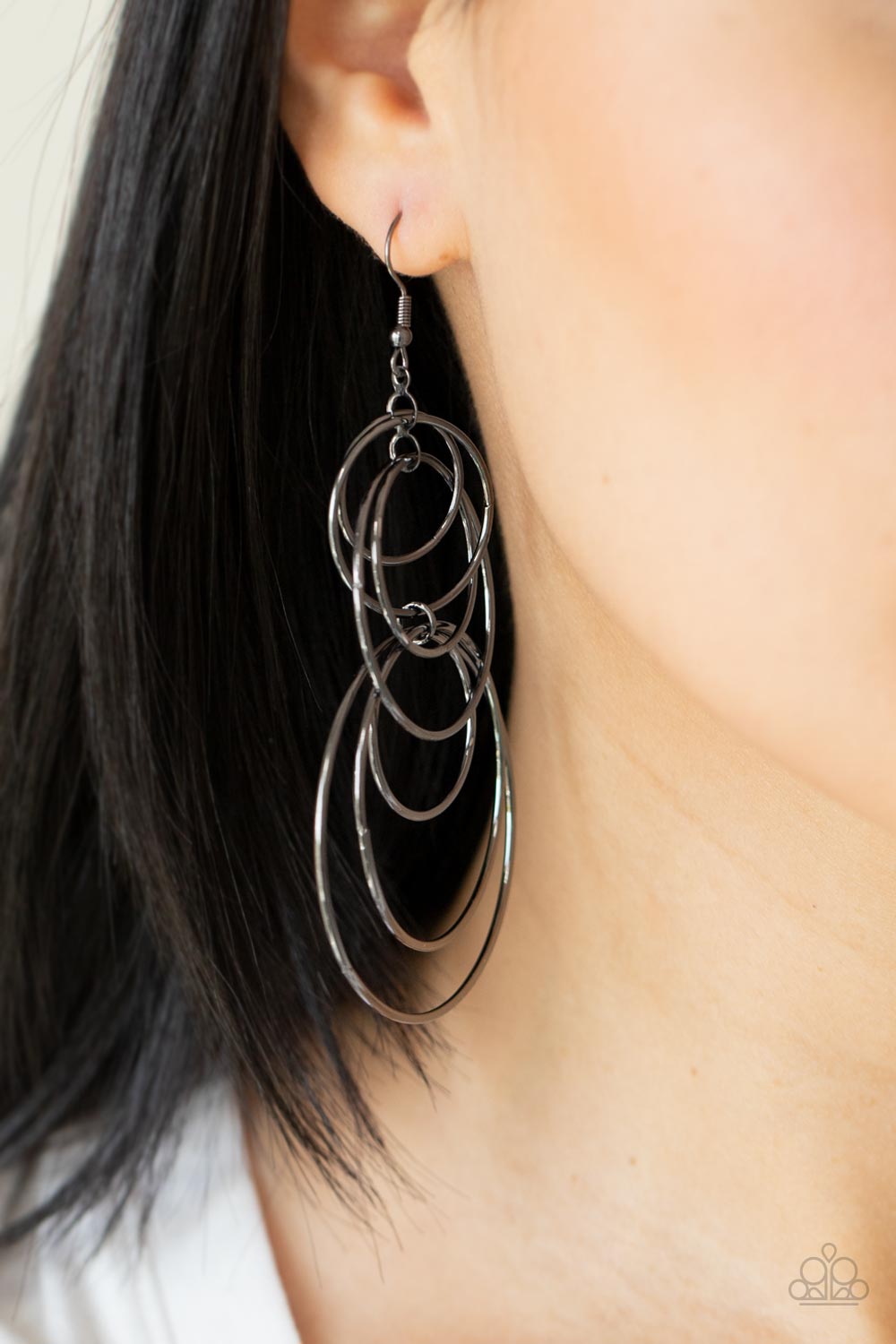 I Feel Dizzy - Black Earrings - Paparazzi Accessories
