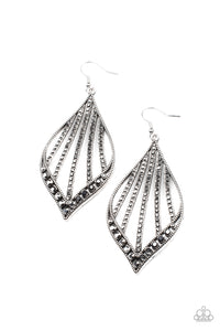 showcase-sparkle-silver-earrings-paparazzi-accessories