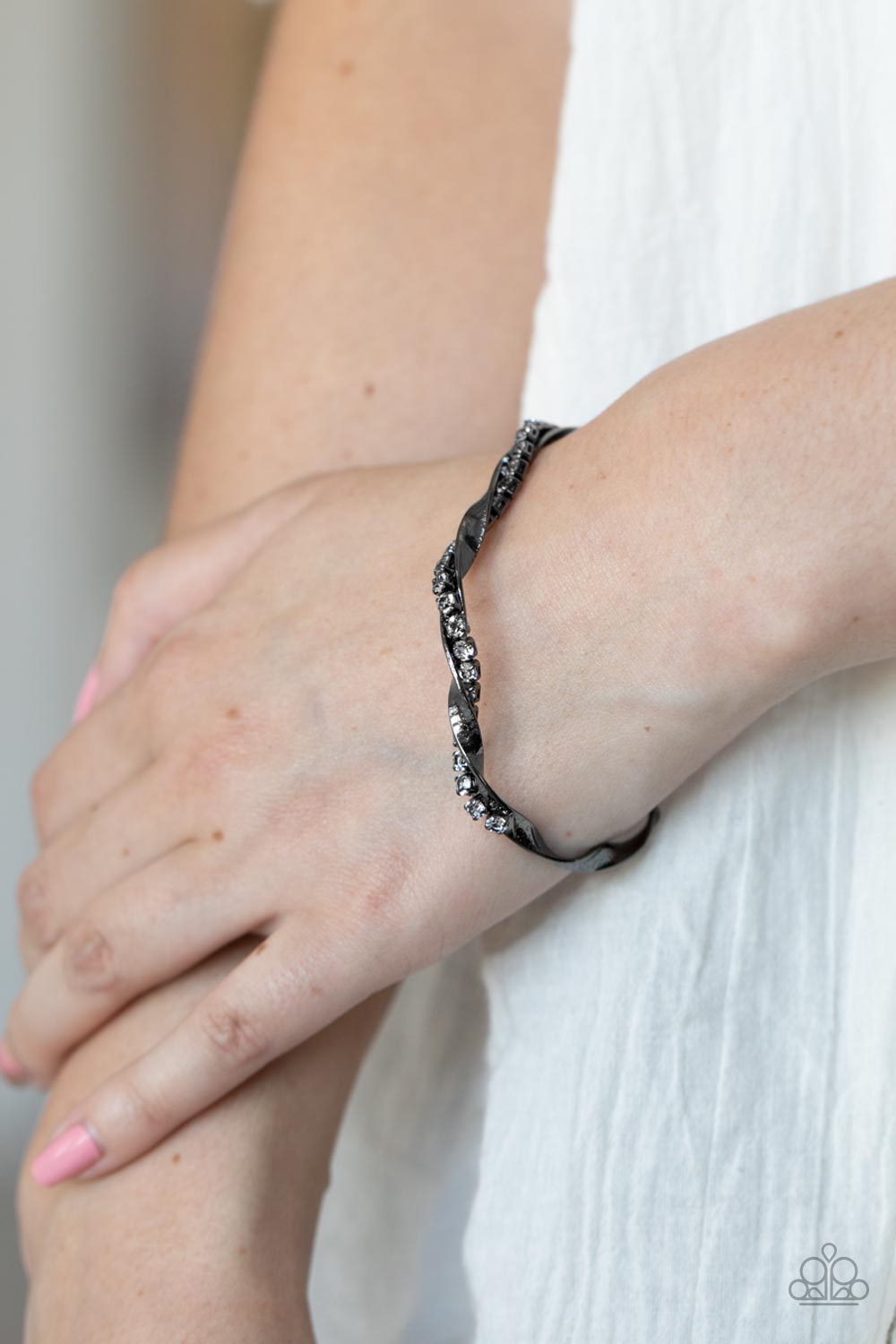 Twisted Twinkle - Black Bracelet - Paparazzi Accessories