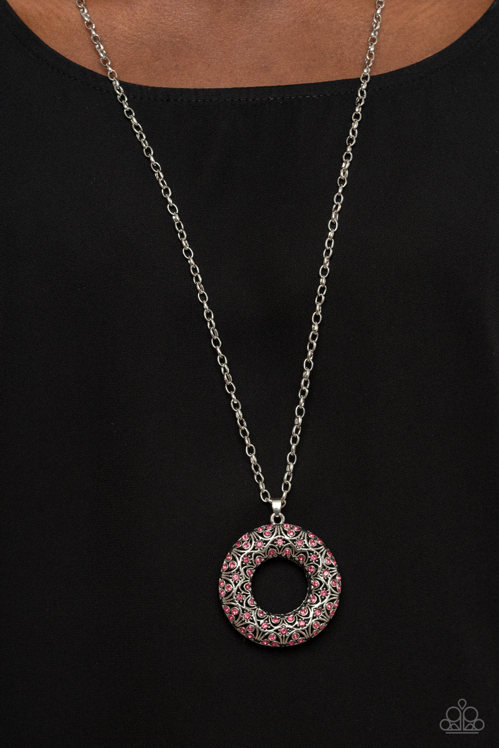 Wintry Wreath - Pink Necklace - Paparazzi Accessories