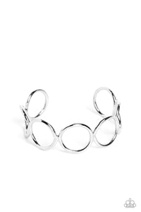 socialite-sheen-silver-bracelet-paparazzi-accessories