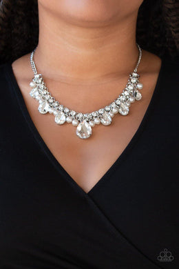 Knockout Queen - White Necklace - Paparazzi Accessories - Sassysblingandthings