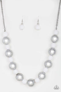 Top Pop - White Necklace - Paparazzi Accessories - Sassysblingandthings